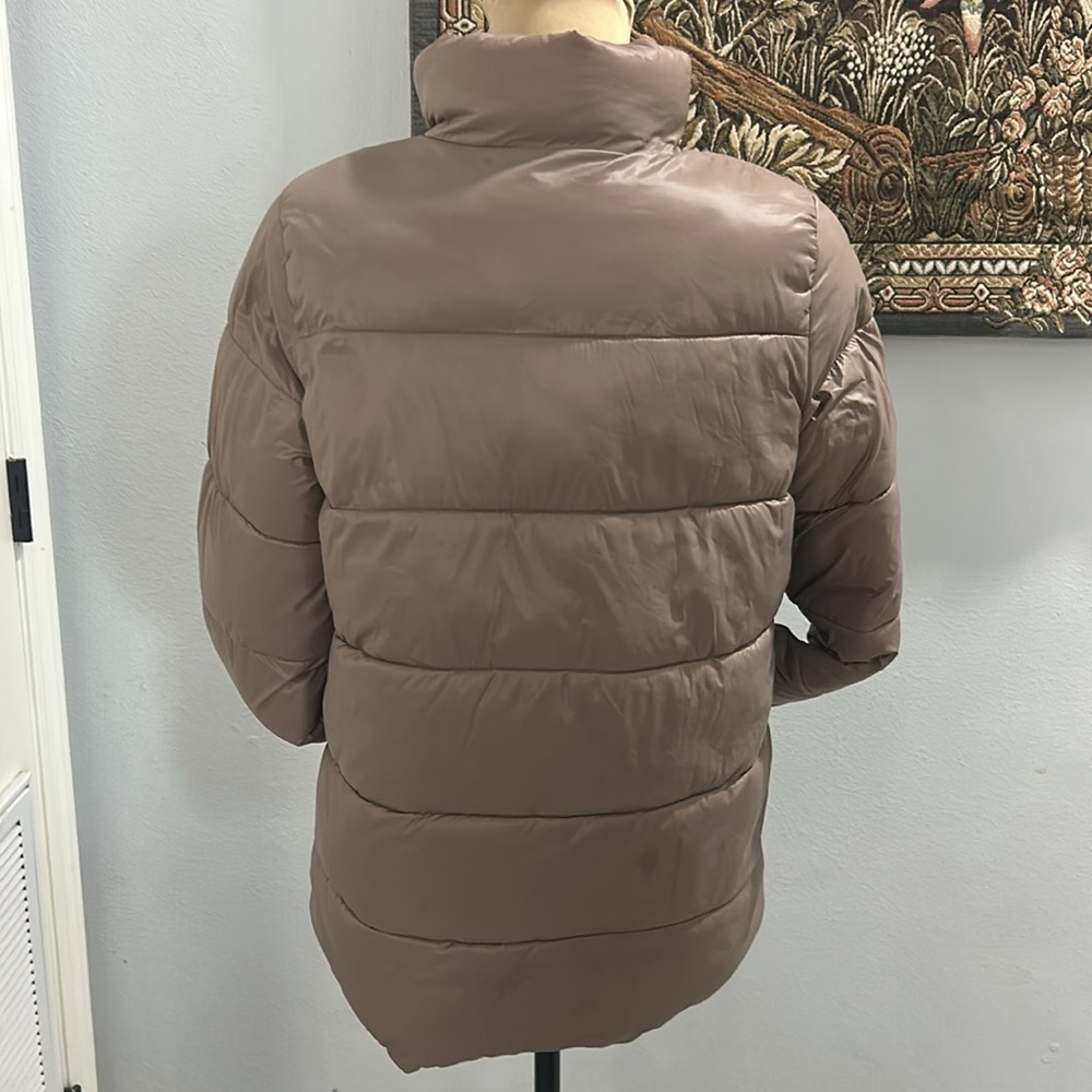 Old Navy‎ Full Zip Puffer Jacket. Size M - Picture 6 of 14
